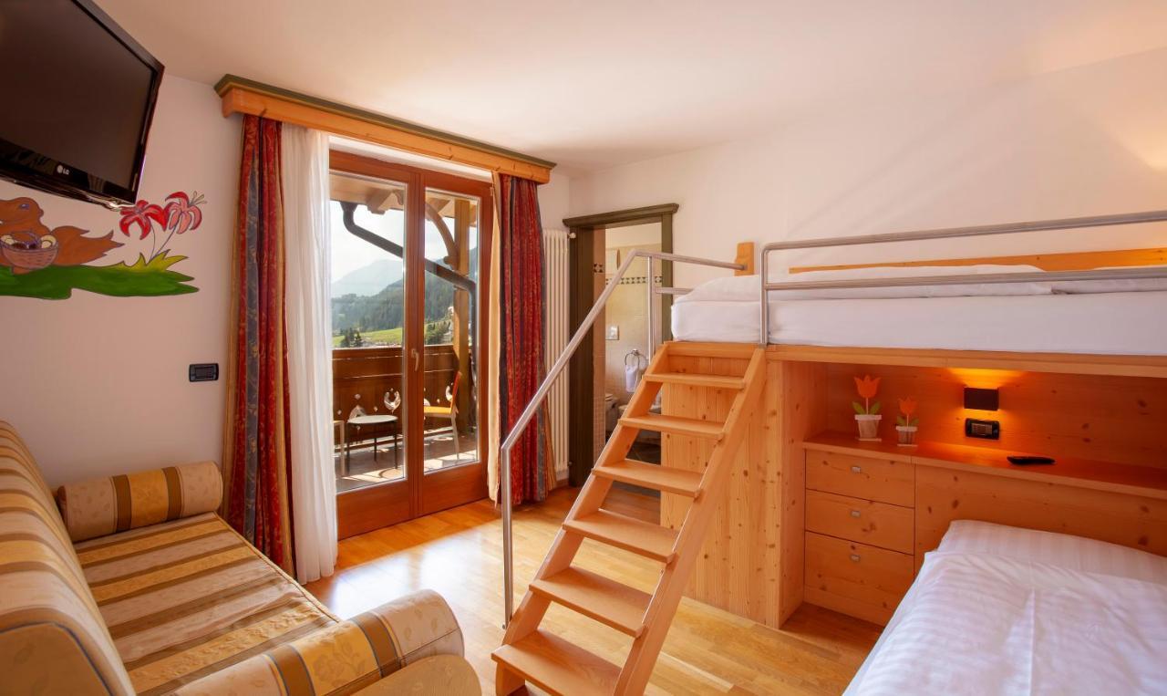 Resort Dolce Casa - Family & Spa Hotel Moena Kültér fotó